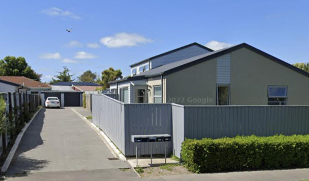 2/172 Geraldine Street, Edgeware,