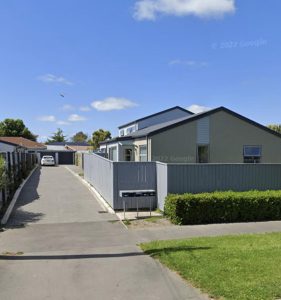 2/172 Geraldine Street, Edgeware,