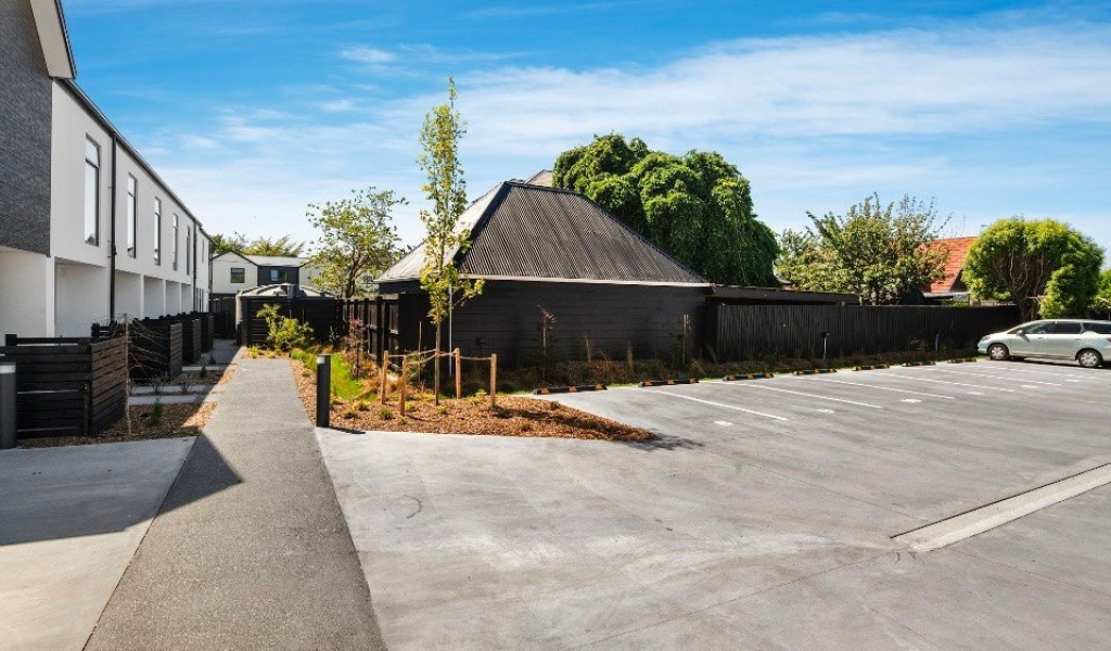7/10 New Brighton Road, Shirley, Christchurch 8061 New Zealand