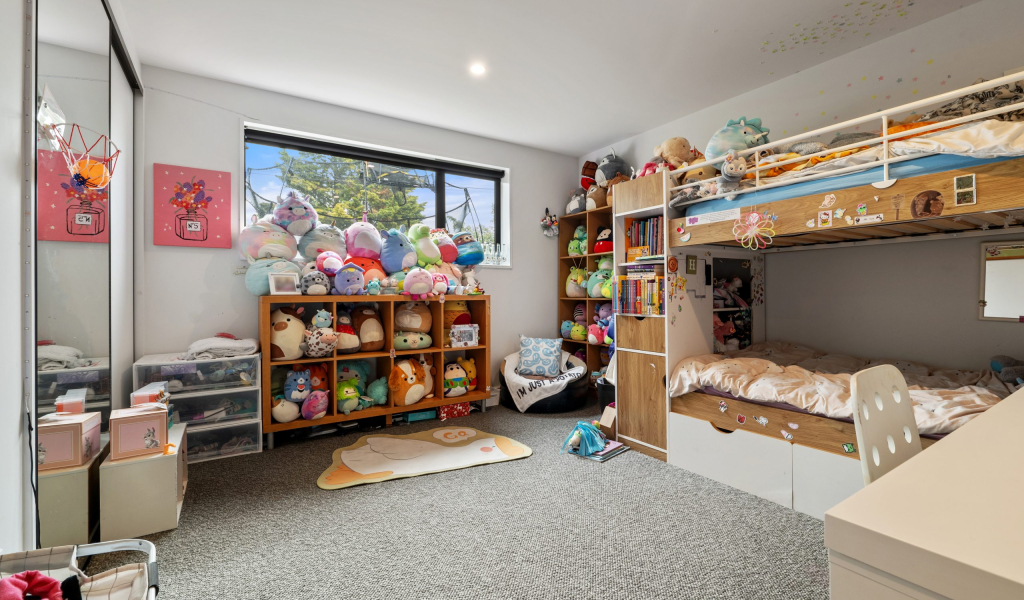 48 Huntsbury Avenue, Huntsbury, Canterbury 8022 New Zealand