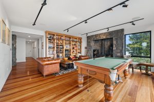 48 Huntsbury Avenue, Huntsbury, Canterbury 8022 New Zealand