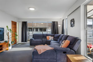 9 Kalmia Place, Kaiapoi, Canterbury 7630 New Zealand