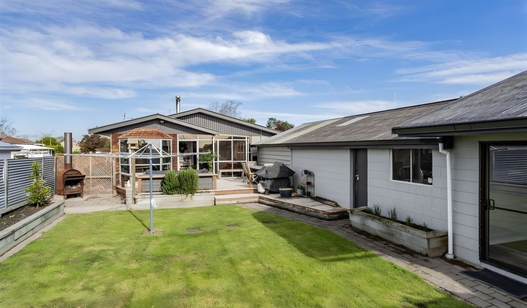 9 Kalmia Place, Kaiapoi, Canterbury 7630 New Zealand