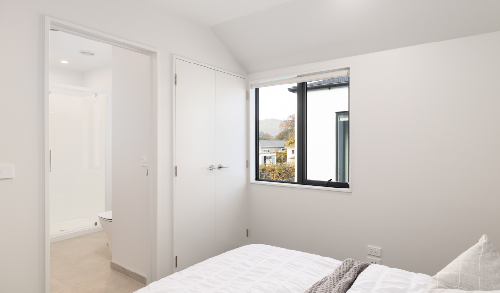 1/55 Opawa Road, Waltham, Christchurch 8023 New Zealand