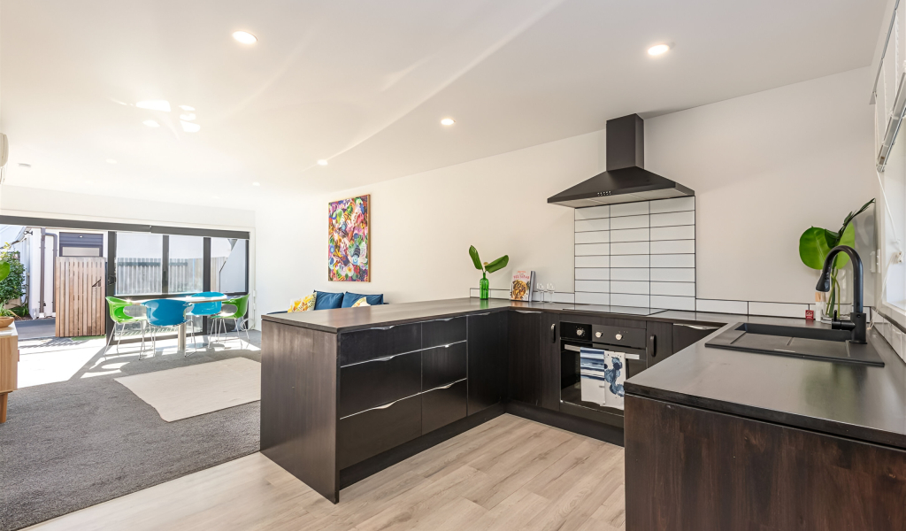 7/71B Main Road, Redcliffs, Christchurch 8081 New Zealand