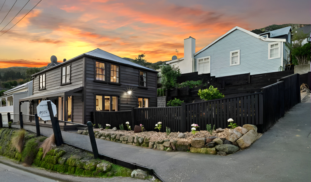 2 Ripon Street, Lyttleton, Canterbury 8082 New Zealand