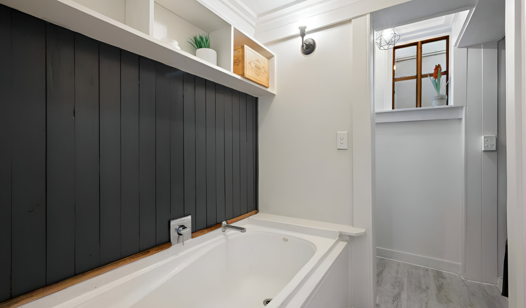2 Ripon Street, Lyttleton, Canterbury 8082 New Zealand