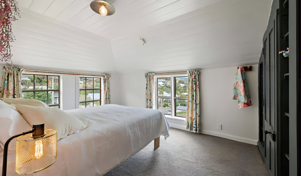 2 Ripon Street, Lyttleton, Canterbury 8082 New Zealand