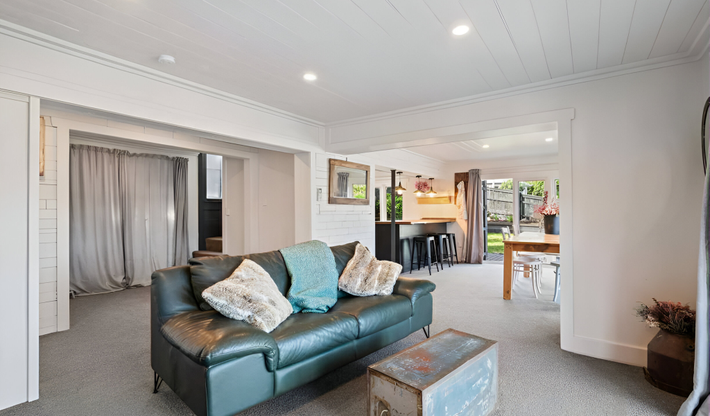 2 Ripon Street, Lyttleton, Canterbury 8082 New Zealand