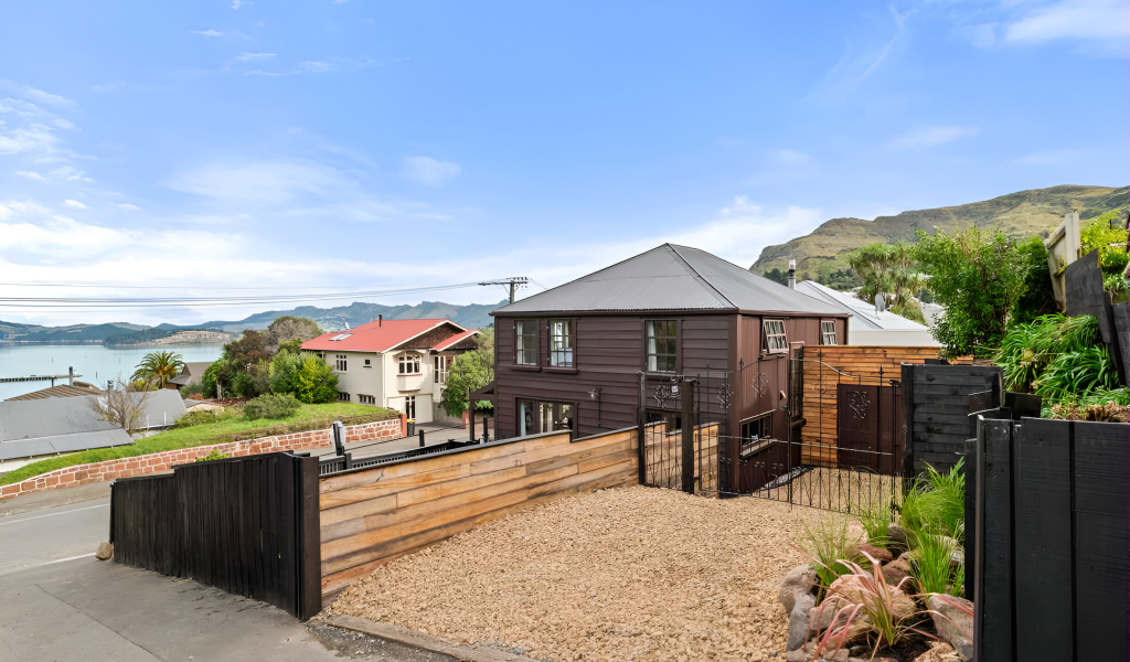 2 Ripon Street, Lyttleton, Canterbury 8082 New Zealand