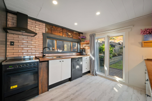 2 Ripon Street, Lyttleton, Canterbury 8082 New Zealand