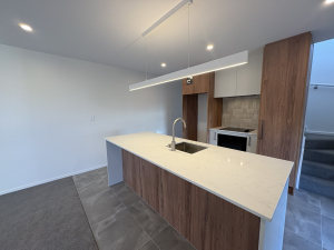 1/133 Blighs Road, Strowan, Christchurch 8052 New Zealand