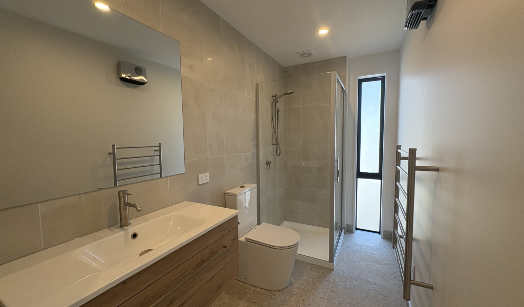 1/133 Blighs Road, Strowan, Christchurch 8052 New Zealand