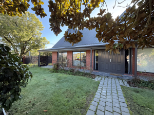 1 Swithland Place, Avonhead, Christchurch 8042 New Zealand