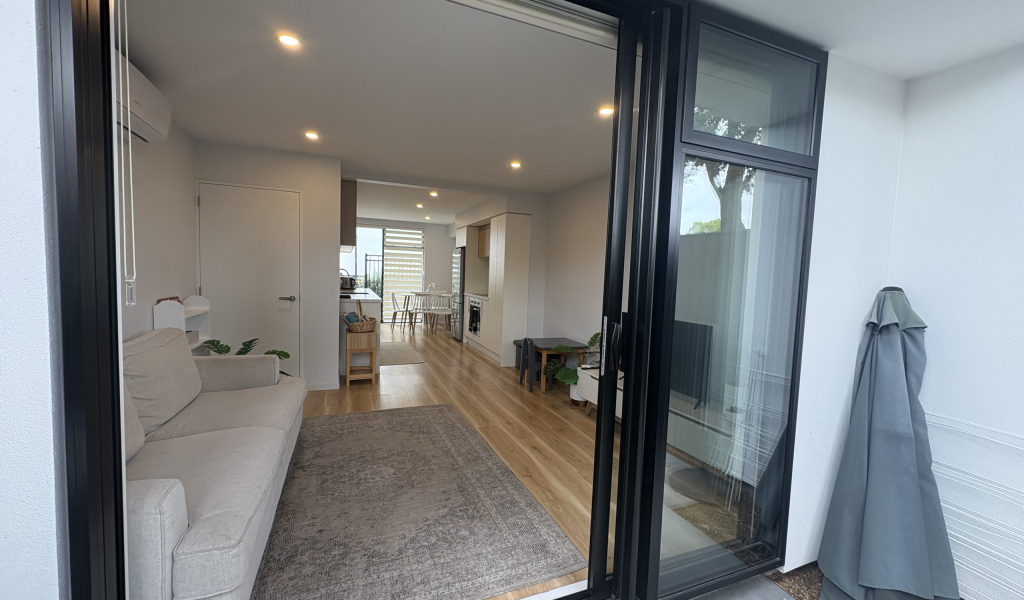 5/12 New Brighton Road, Shirley, Canterbury 8061 New Zealand