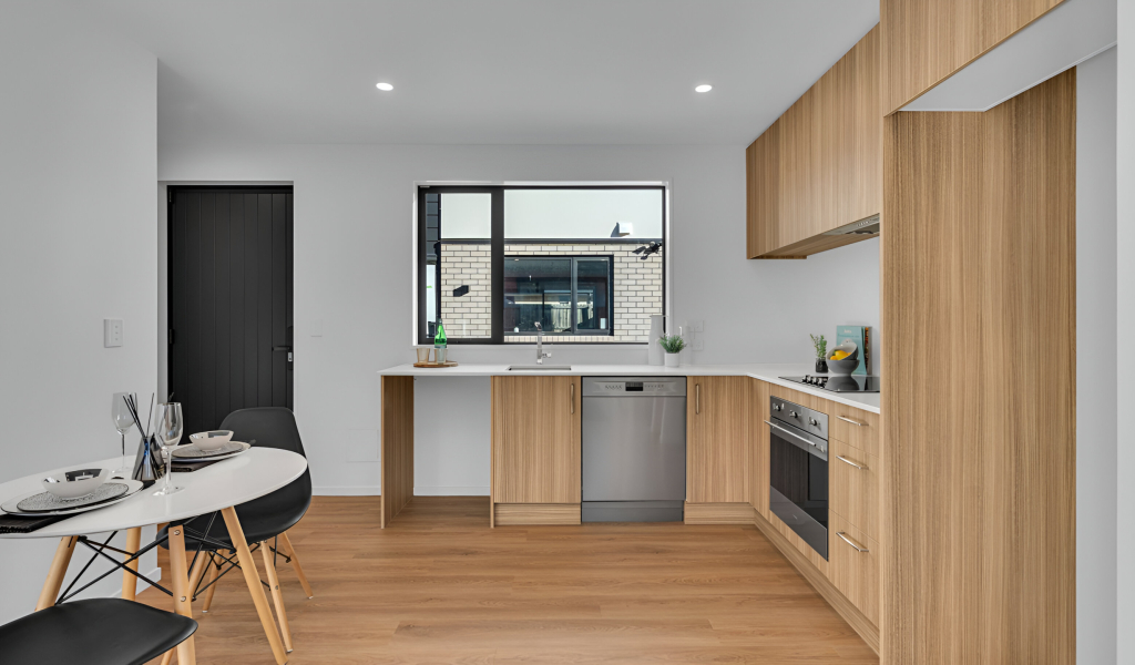 2/116 Aldwins road, Phillipstown, Christchurch 8062 New Zealand
