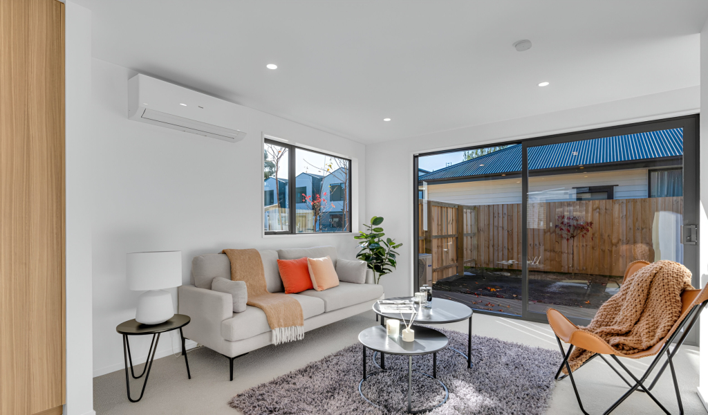 2/116 Aldwins road, Phillipstown, Christchurch 8062 New Zealand