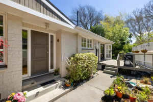 1/203B Clyde Road, Burnside, Christchurch 8053 New Zealand