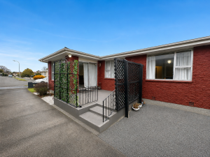 1/61 Reynolds Avenue, Bishopdale, Christchurch 8053 New Zealand